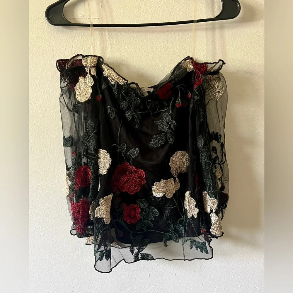 Charlotte Russe Sheer Floral Off Shoulder Blouse - XS - Picture 2 of 5